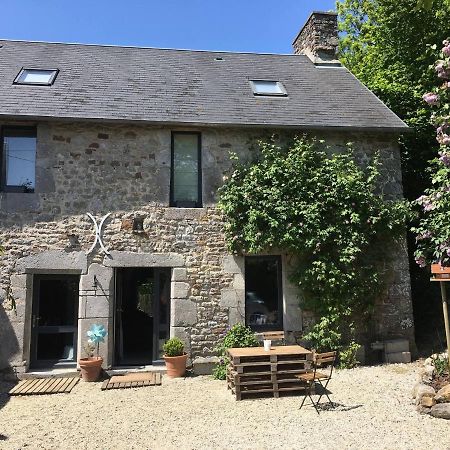 Chez Natacha Et Adrien Apartment Regnéville-sur-Mer Exterior foto